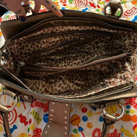 Guess purse - Picture 7 of 8